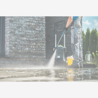Outdoor Cleaners for Commercial Surfaces